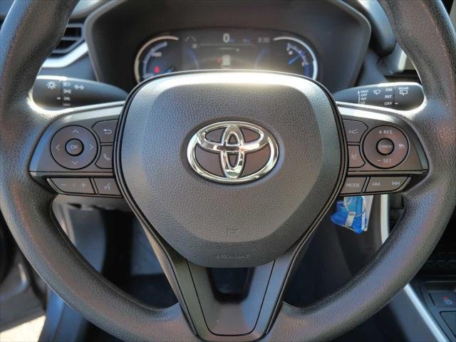 Certified Used 2025 MAGNETIC GRAY MET. Toyota  image 26