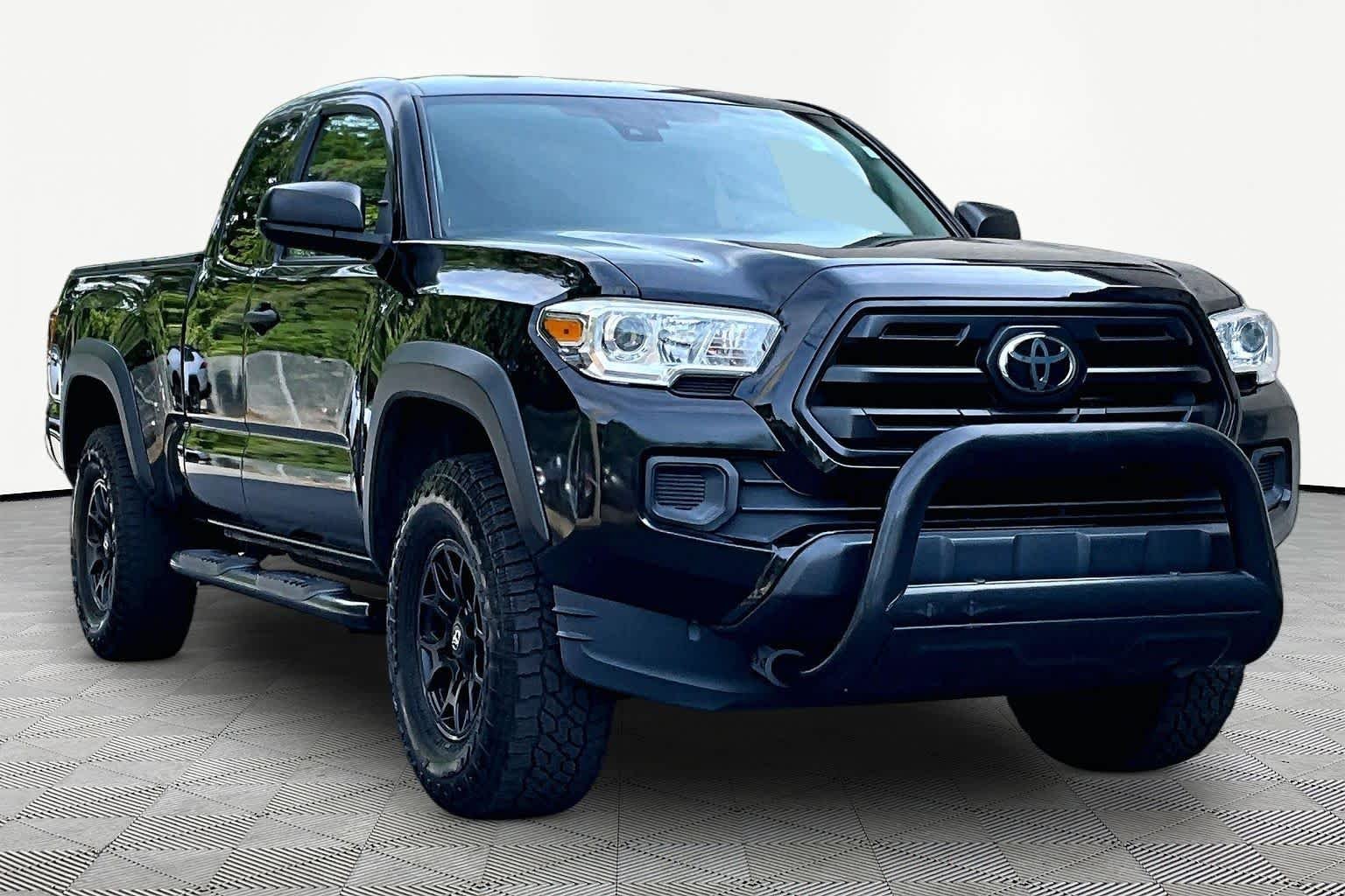Used 2019 Midnight Black Metallic Toyota SR image 2