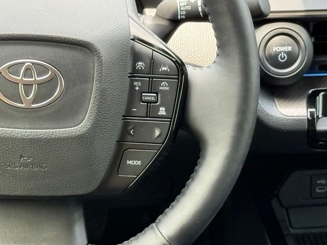 Used 2024  Toyota XLE image 32