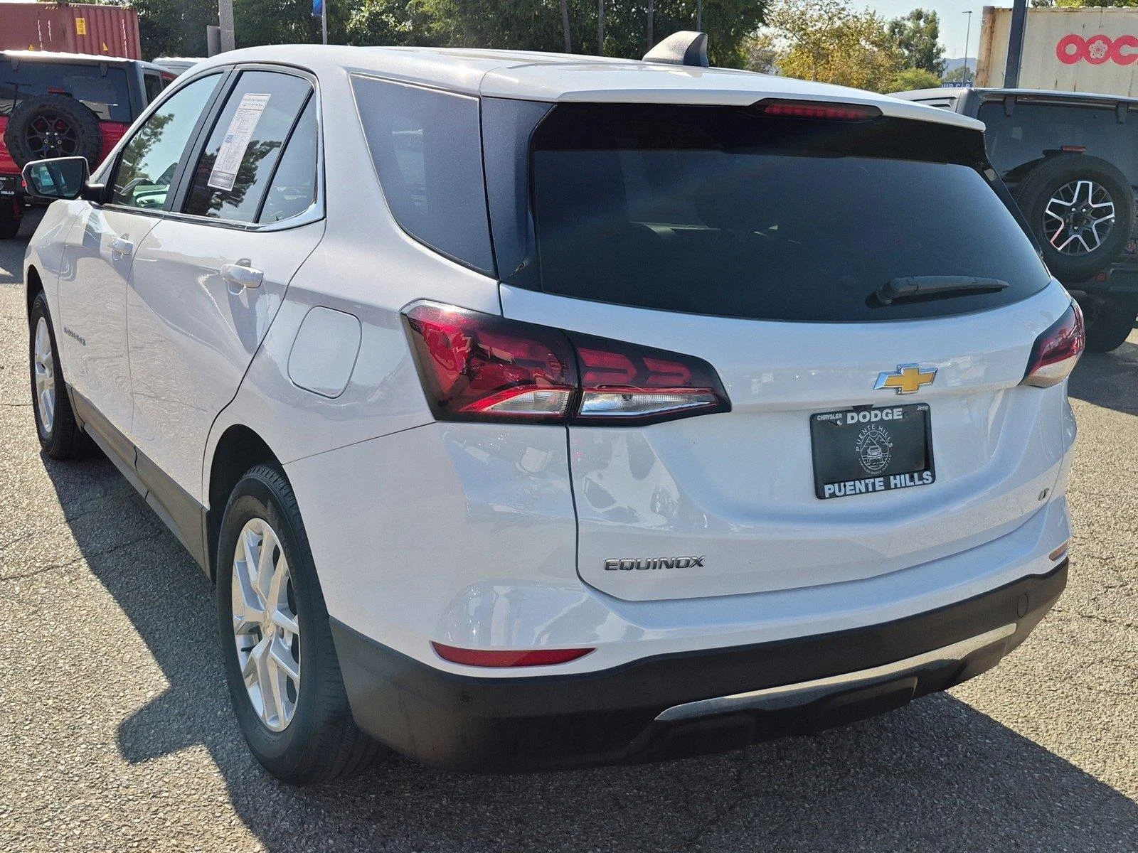 Used 2024 Summit White Chevrolet LT image 4