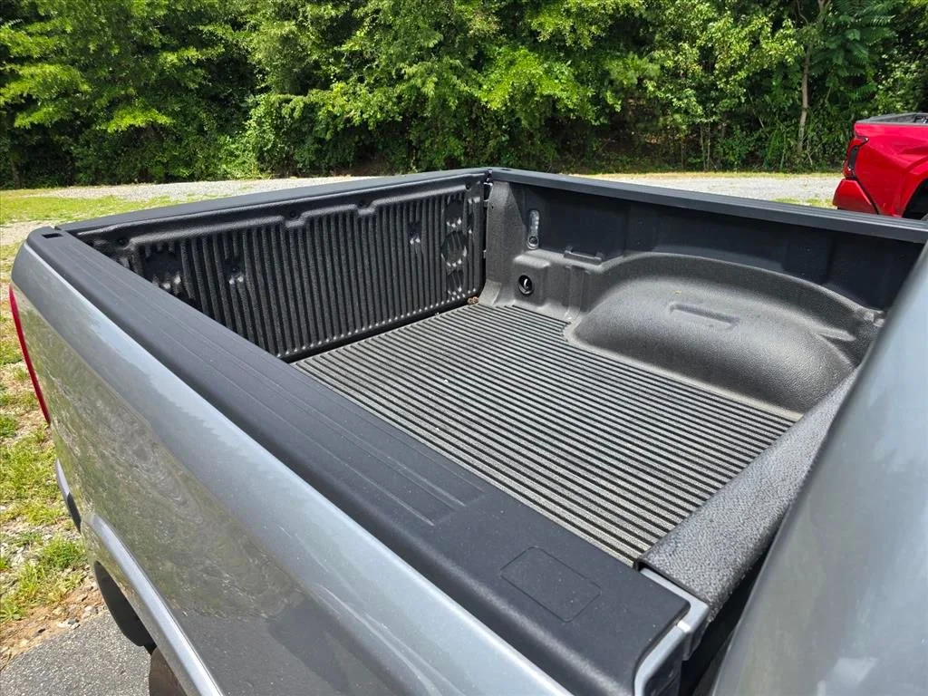 Used 2025 Silver Ram Laramie image 11