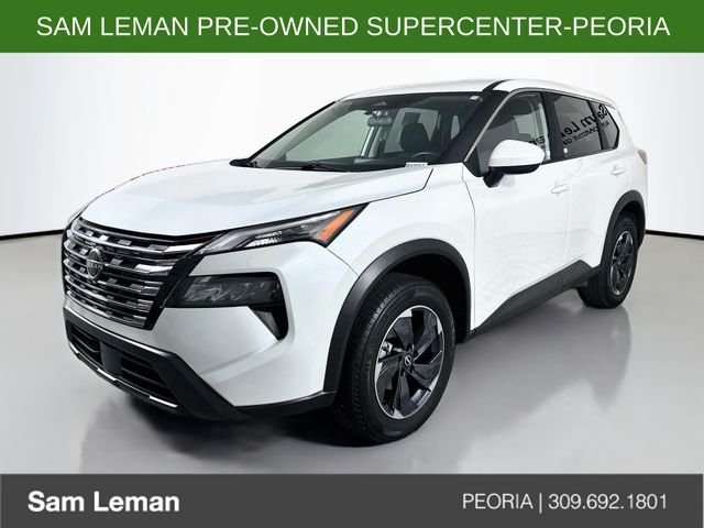 Used 2024 White Nissan SV image 3