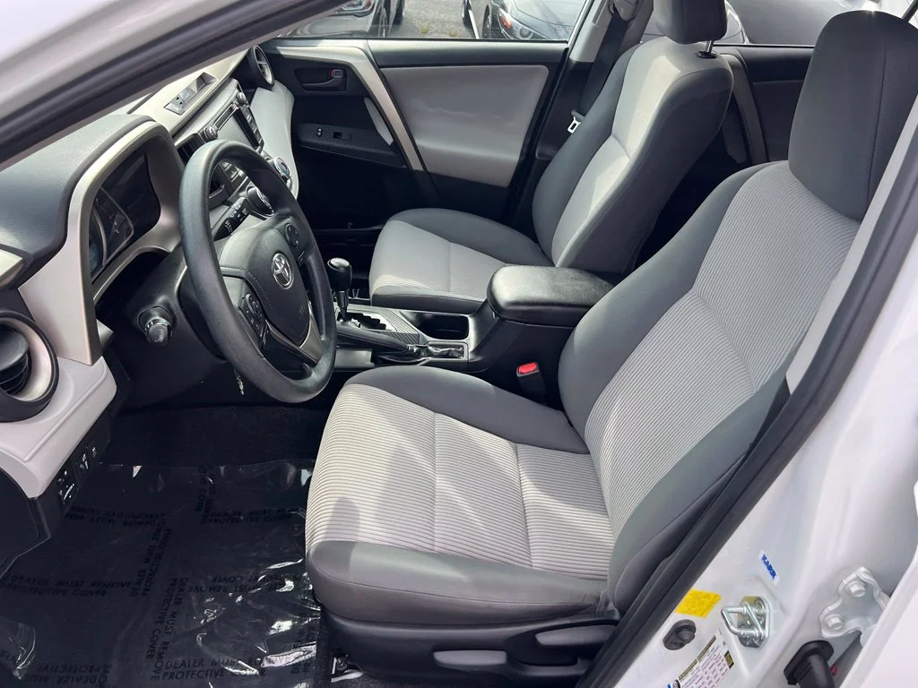 Used 2015 Super White Toyota LE image 12
