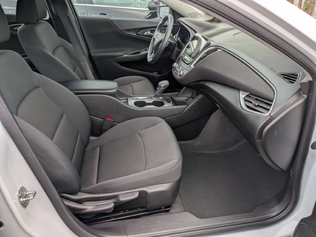 Used 2024 White Chevrolet RS image 21
