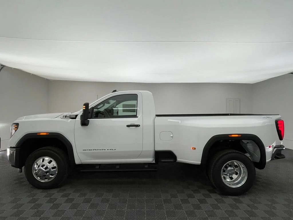 2026 GMC Sierra 3500HD Pro - Photo 11