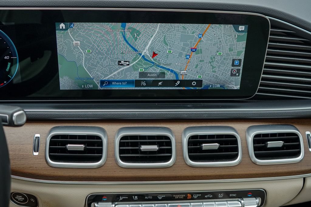 Used 2022 White Mercedes-Benz GLE 350 image 17