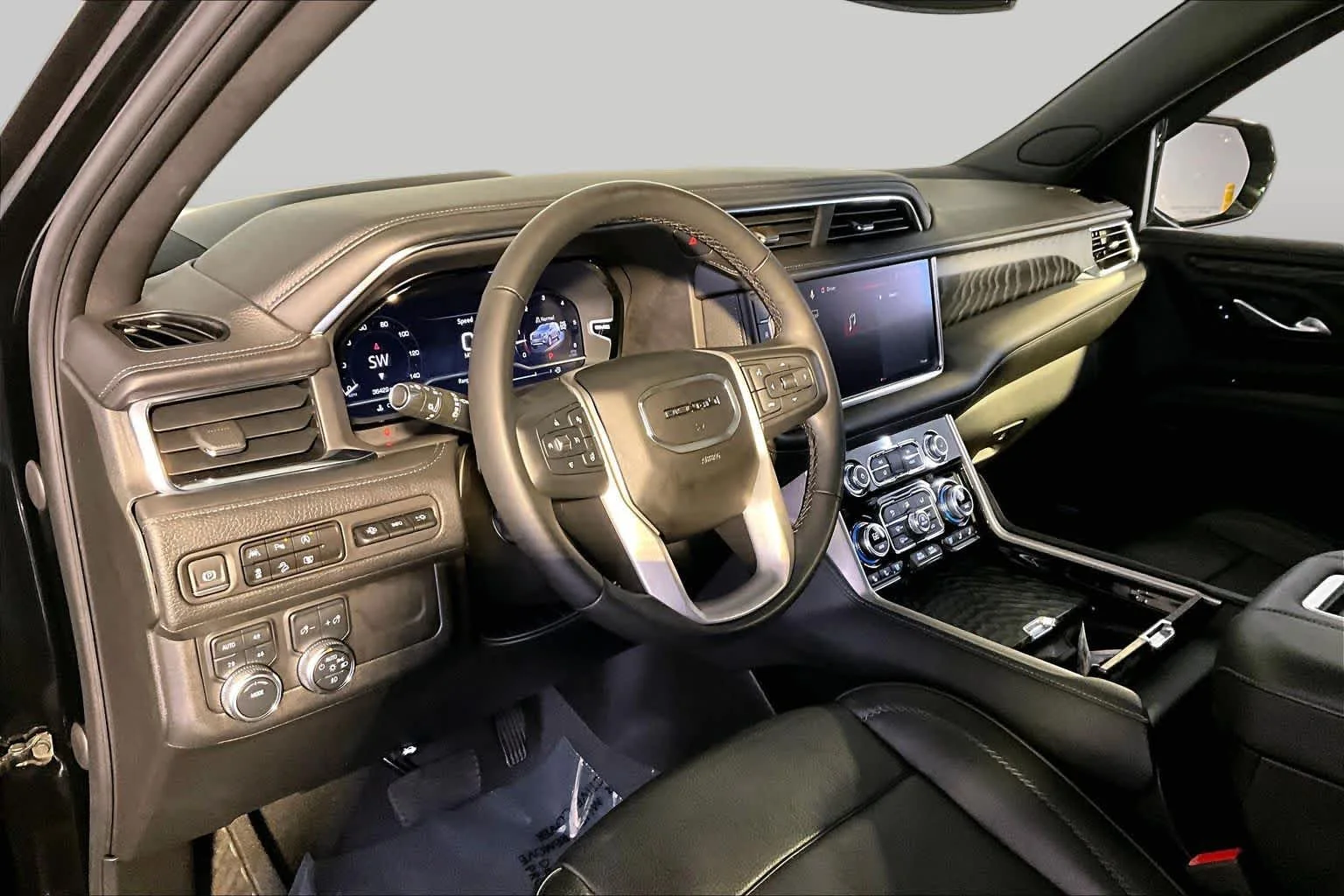 Used 2023 Onyx Black GMC Denali image 35