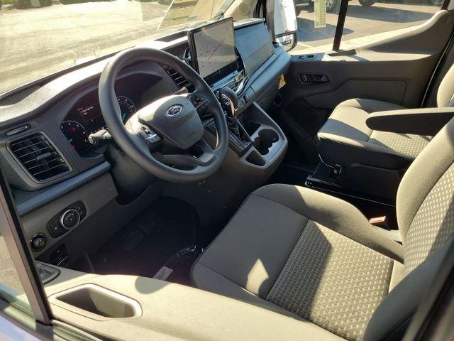 New 2025 Oxford White Ford Passenger Van XLT image 3