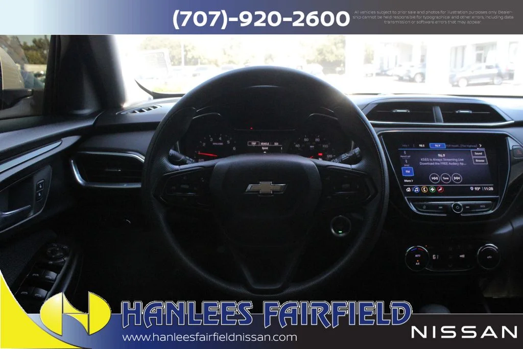 Used 2023 White Chevrolet LT image 17