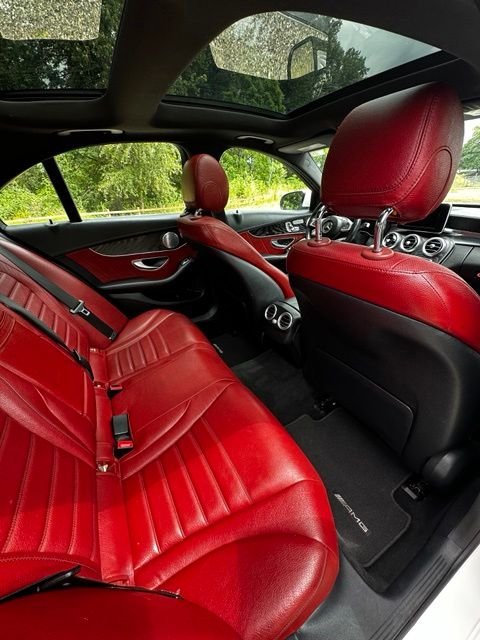 Used 2015  Mercedes-Benz C 300 image 18