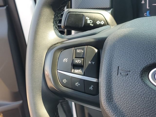 Used 2024 Oxford White Ford XLT image 15