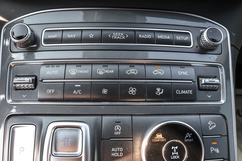 Used 2022 Silver Hyundai Calligraphy image 25