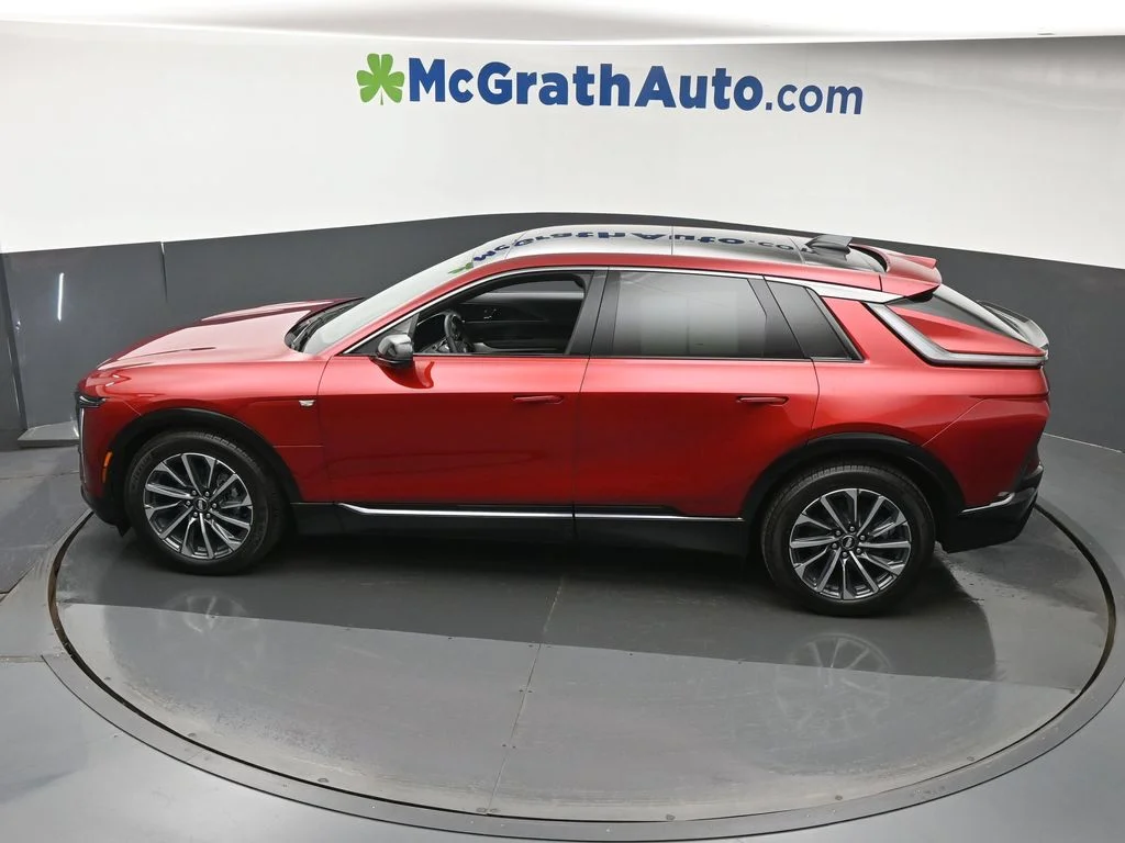 New 2024 Red Cadillac Sport image 25