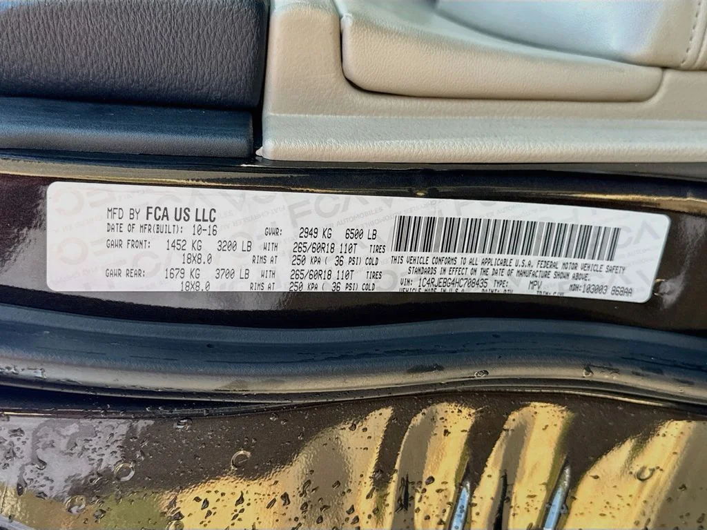 Used 2017 Brown Jeep Limited image 36