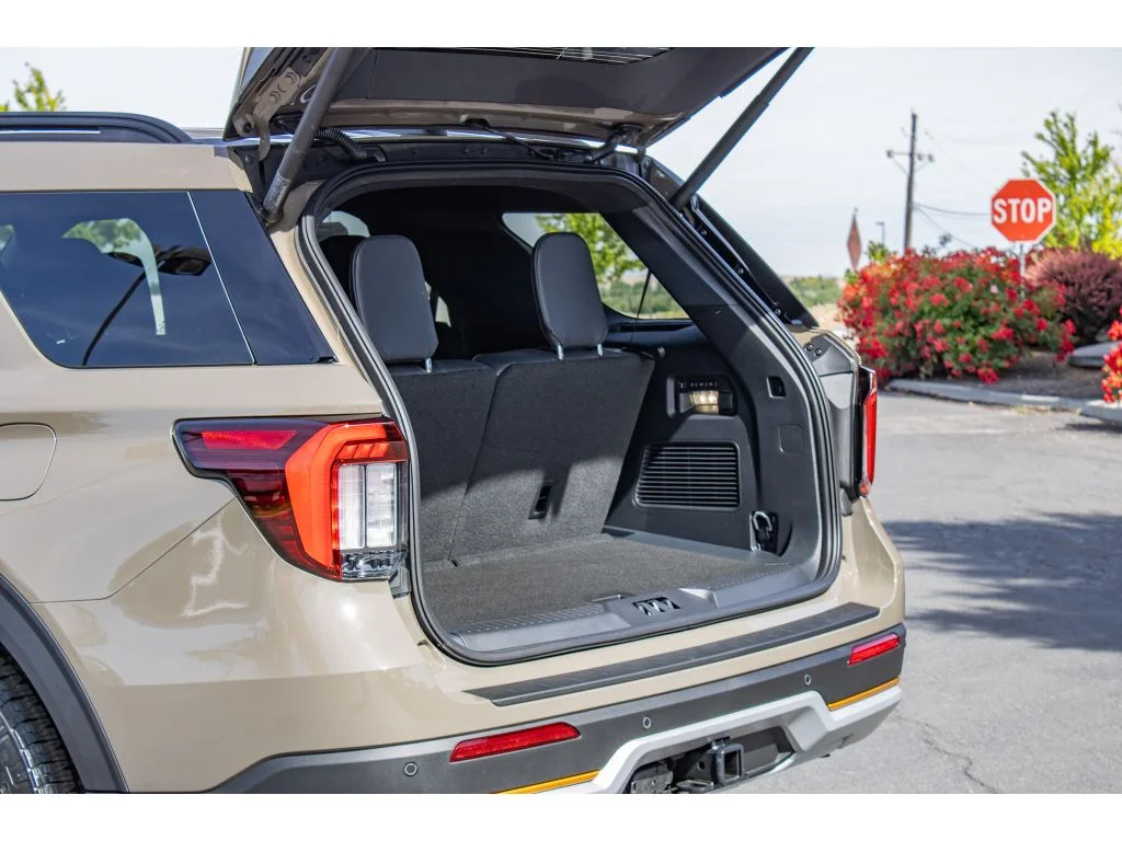 New 2026 MARSH GRAY Ford Tremor image 10