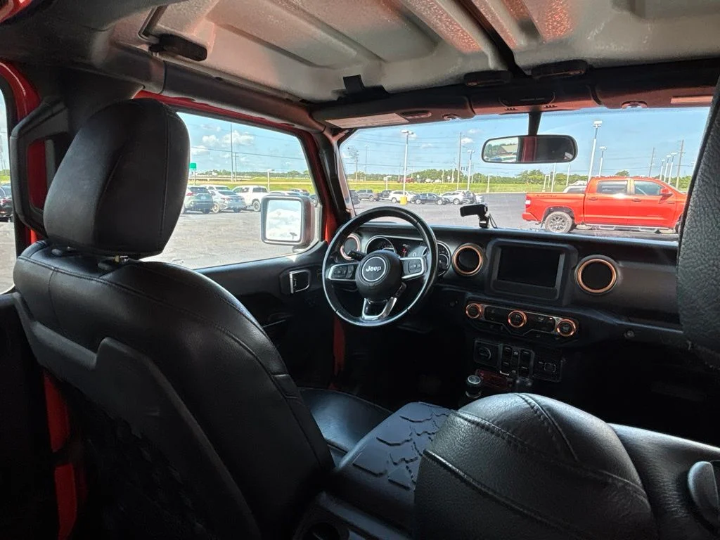 Used 2018 Orange Jeep Unlimited Rubicon image 27