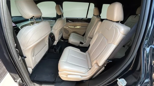 Used 2024 Black Jeep Limited image 20