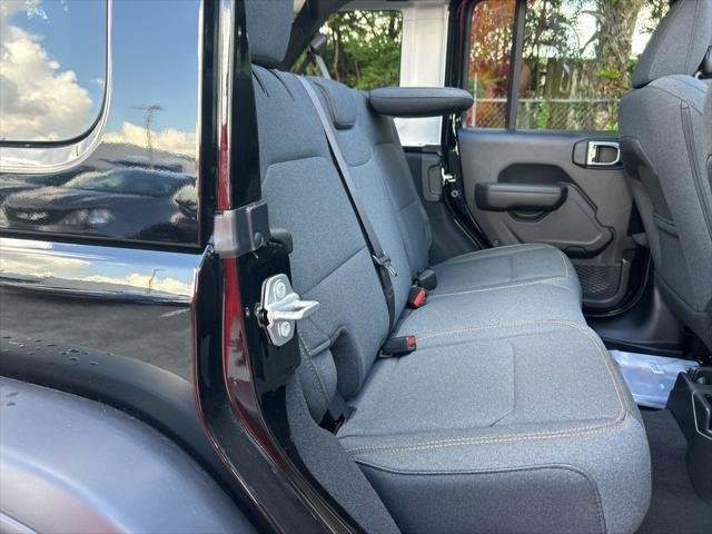 2025 Jeep Wrangler 4-Door Willys - Photo 27