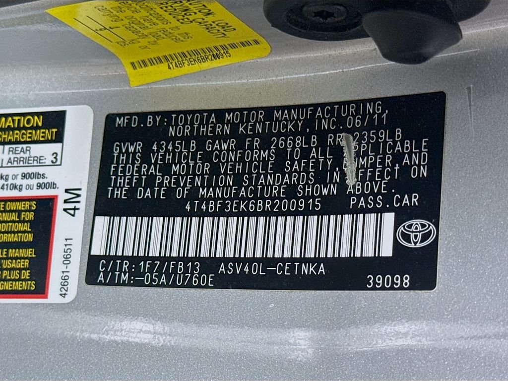 Used 2011 Silver Toyota  image 28