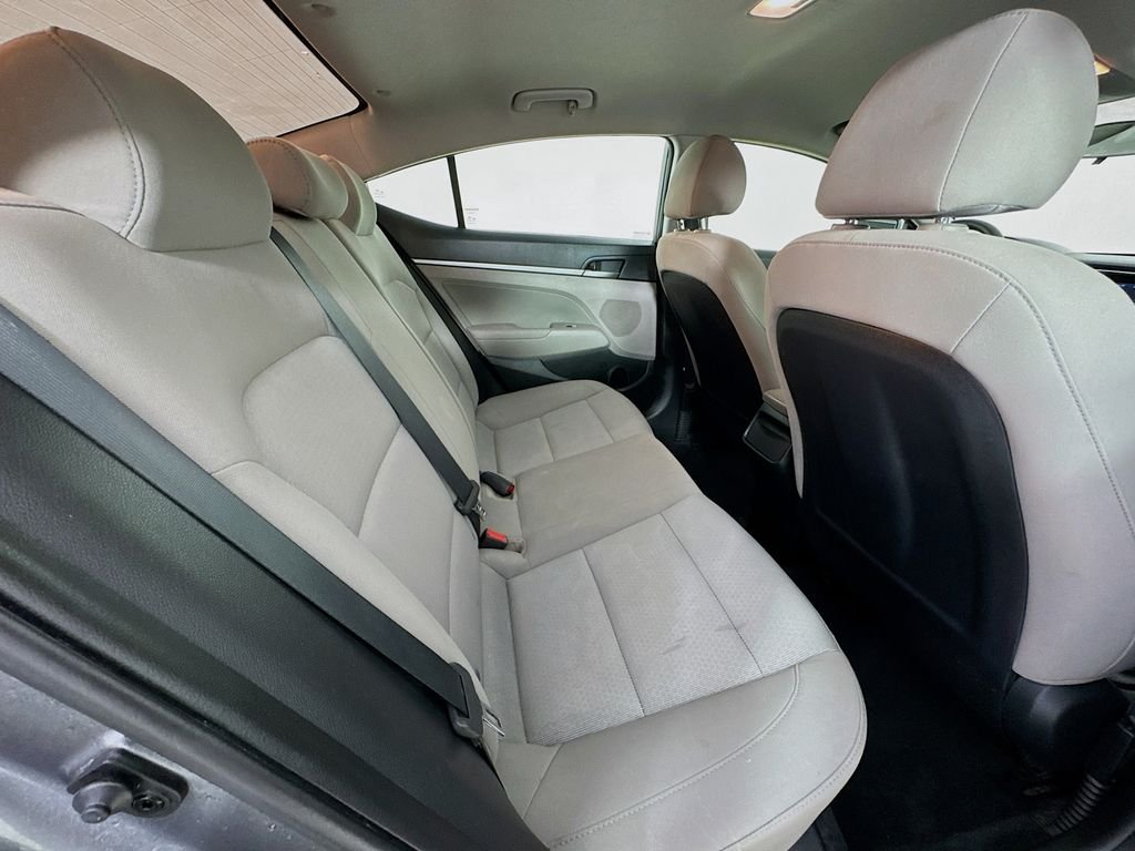 Used 2018 Machine Gray Hyundai SEL image 31