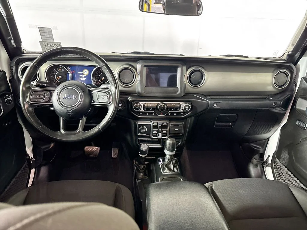 Used 2021 White Jeep Willys image 12