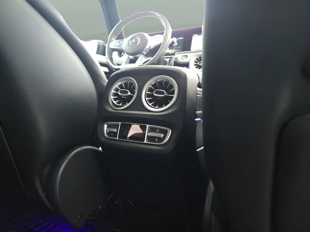 Used 2020 White Mercedes-Benz 4MATIC® image 14