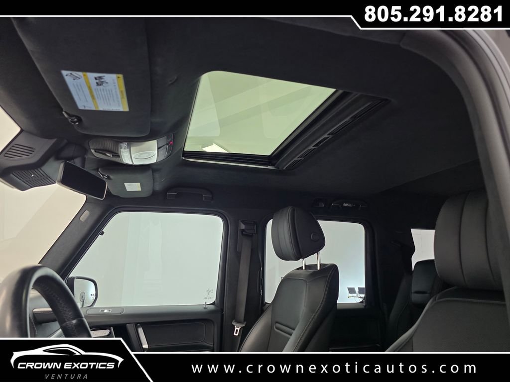 Used 2023  Mercedes-Benz G 550 image 28