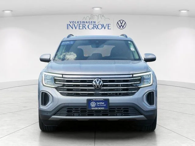 Certified 2024 Volkswagen Atlas SE w/Tech with VIN 1V2KR2CA4RC506861 for sale in Inver Grove Heights, Minnesota
