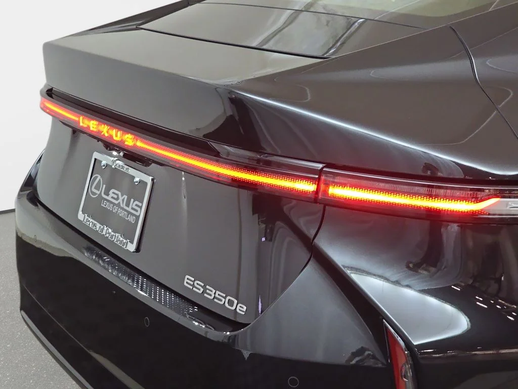 New 2026  Lexus  image 30
