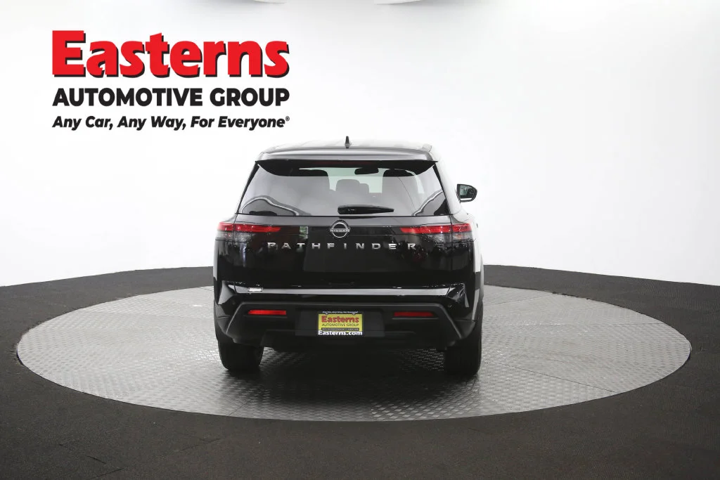 Used 2023 Black Nissan S image 39