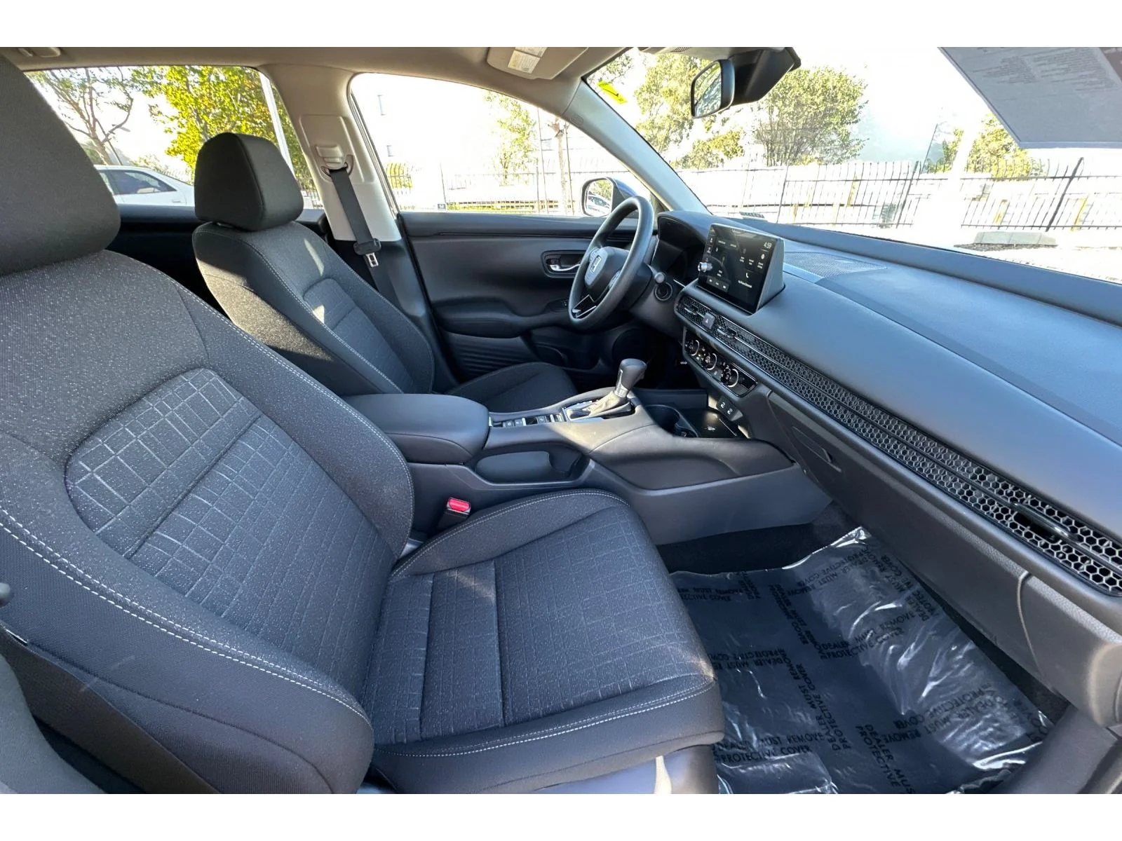 Used 2027 Modern Steel Metallic Honda LX image 19