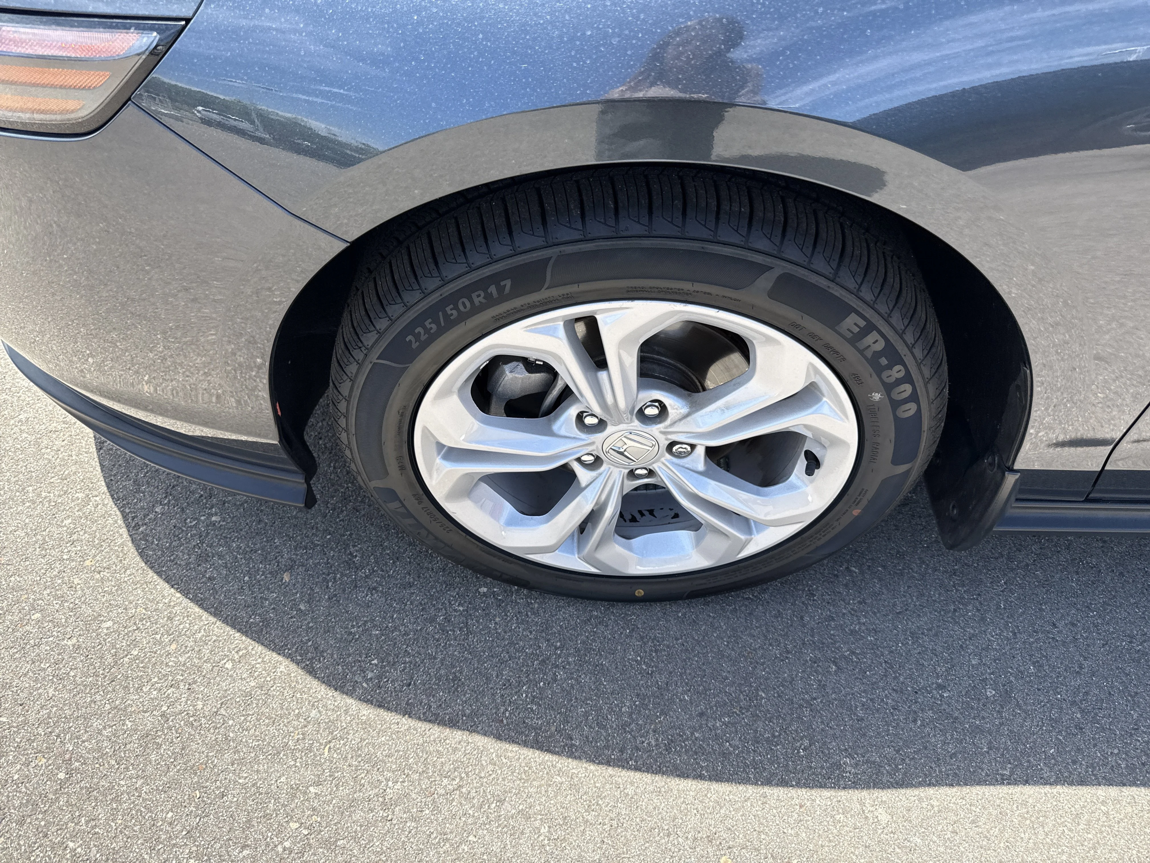 2024 Honda Accord LX - Photo 12