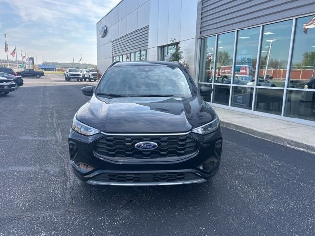 Used 2024 Black Metallic Ford ST-Line image 2