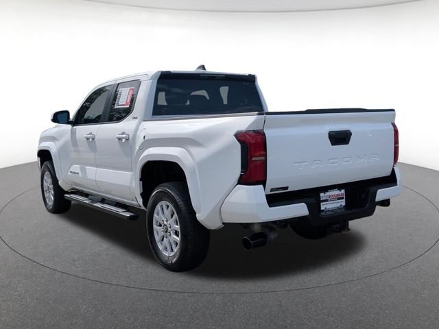 Certified Used 2024 White Toyota SR5 image 4
