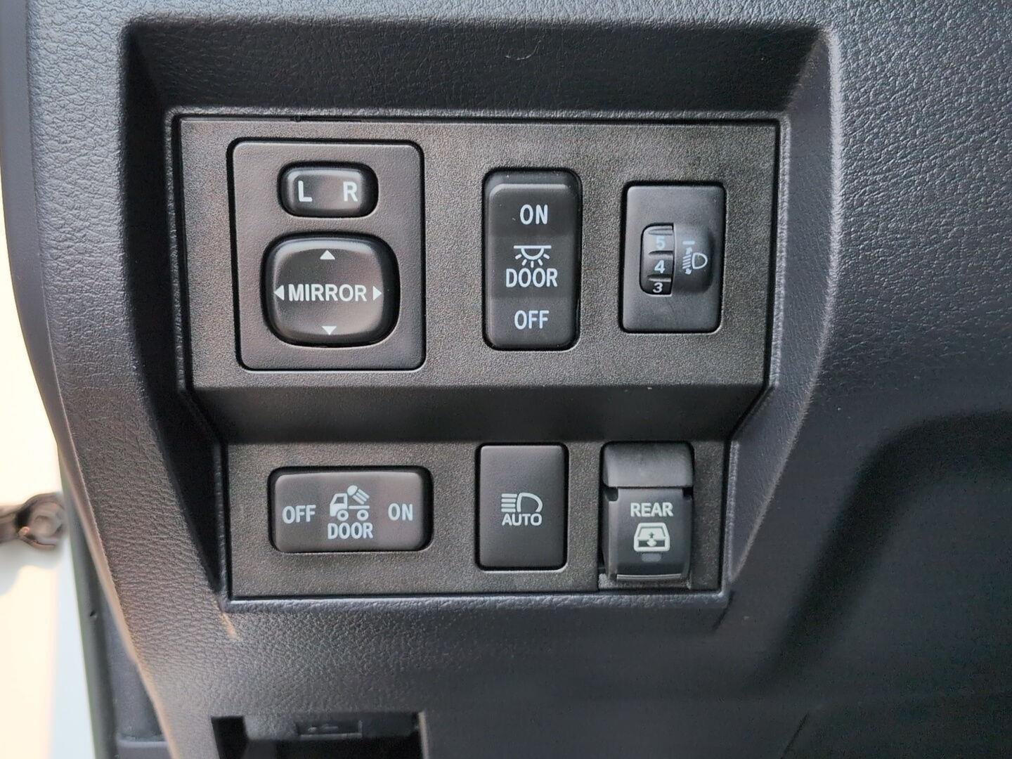 Used 2019 Super White Toyota Limited image 8
