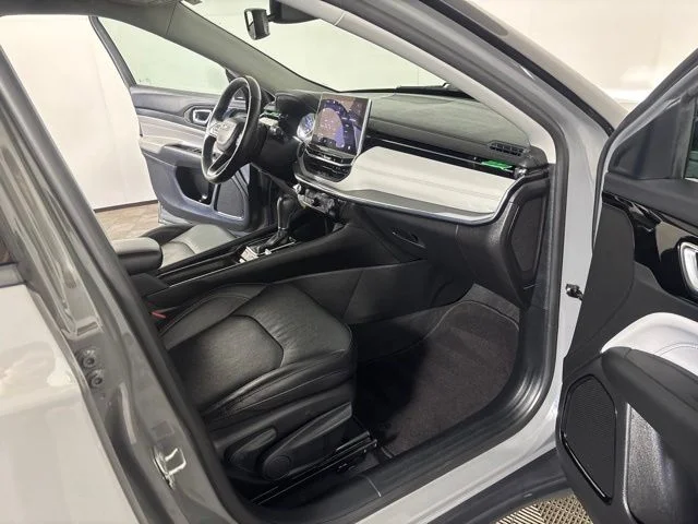 Certified Used 2022 Gray Jeep Limited image 29