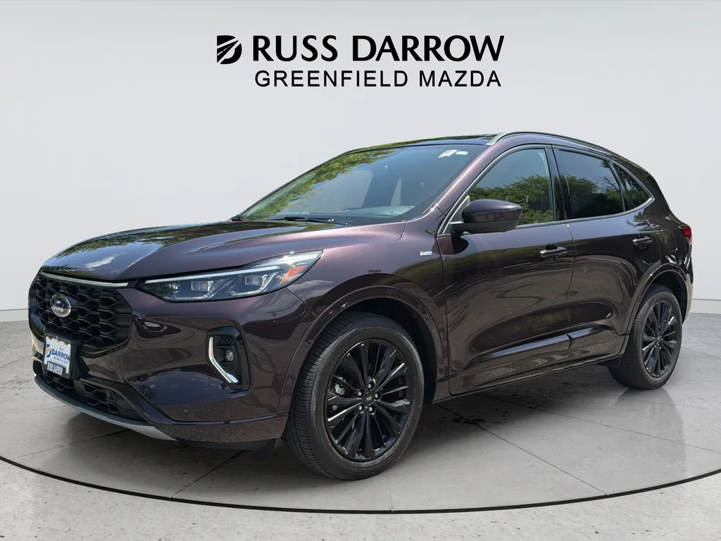 Used 2023 Red Ford ST-Line Elite image 1