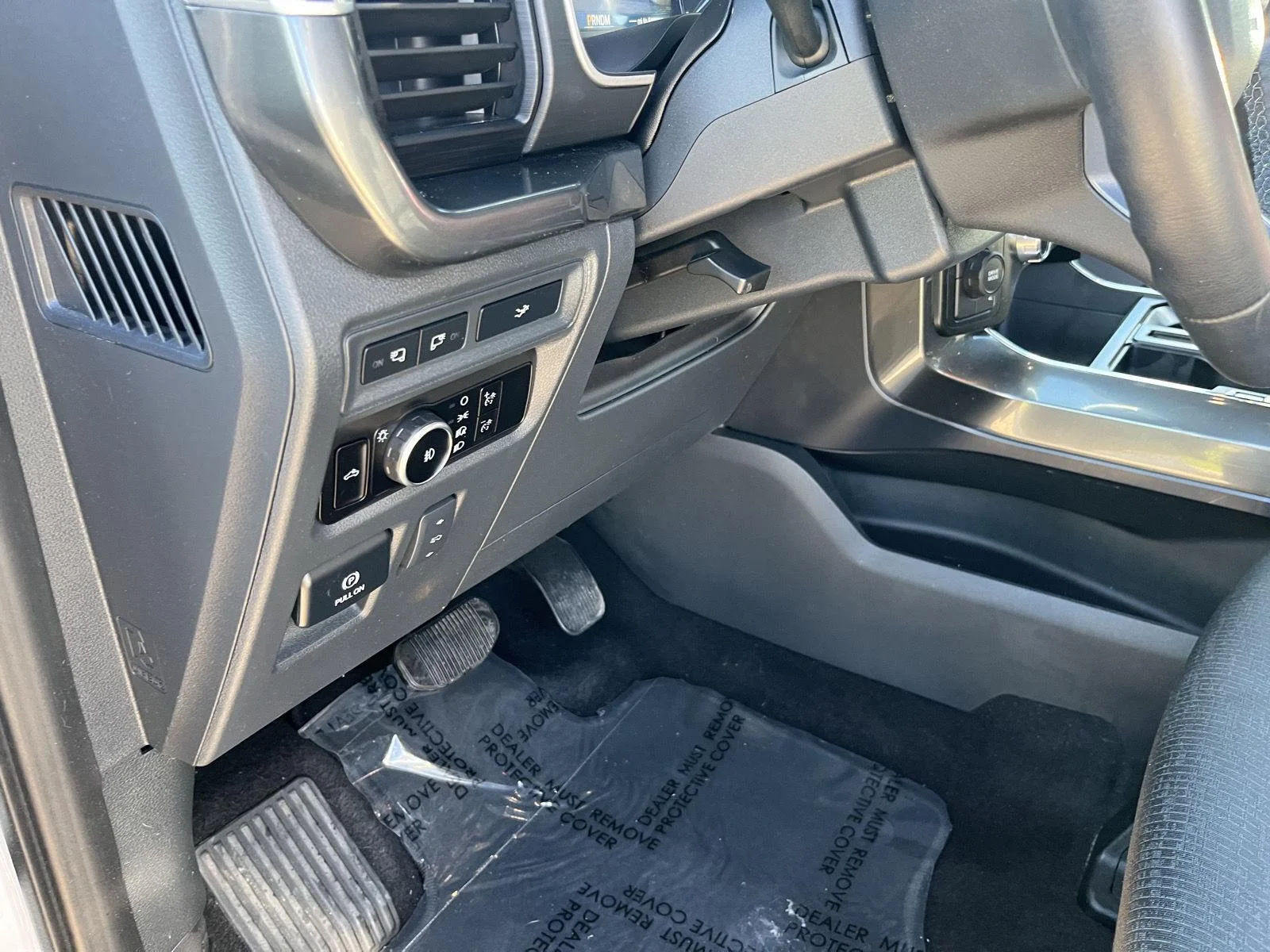Certified Used 2023 Oxford White Ford XLT image 15