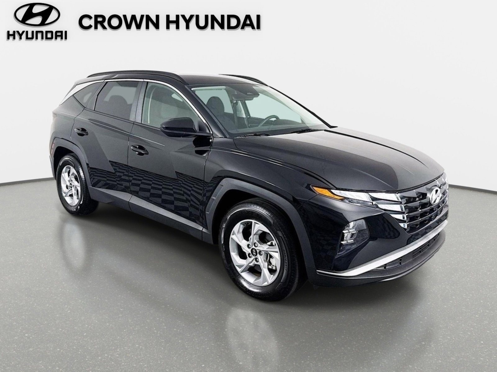 Used 2024 Black Pearl Hyundai SEL image 3