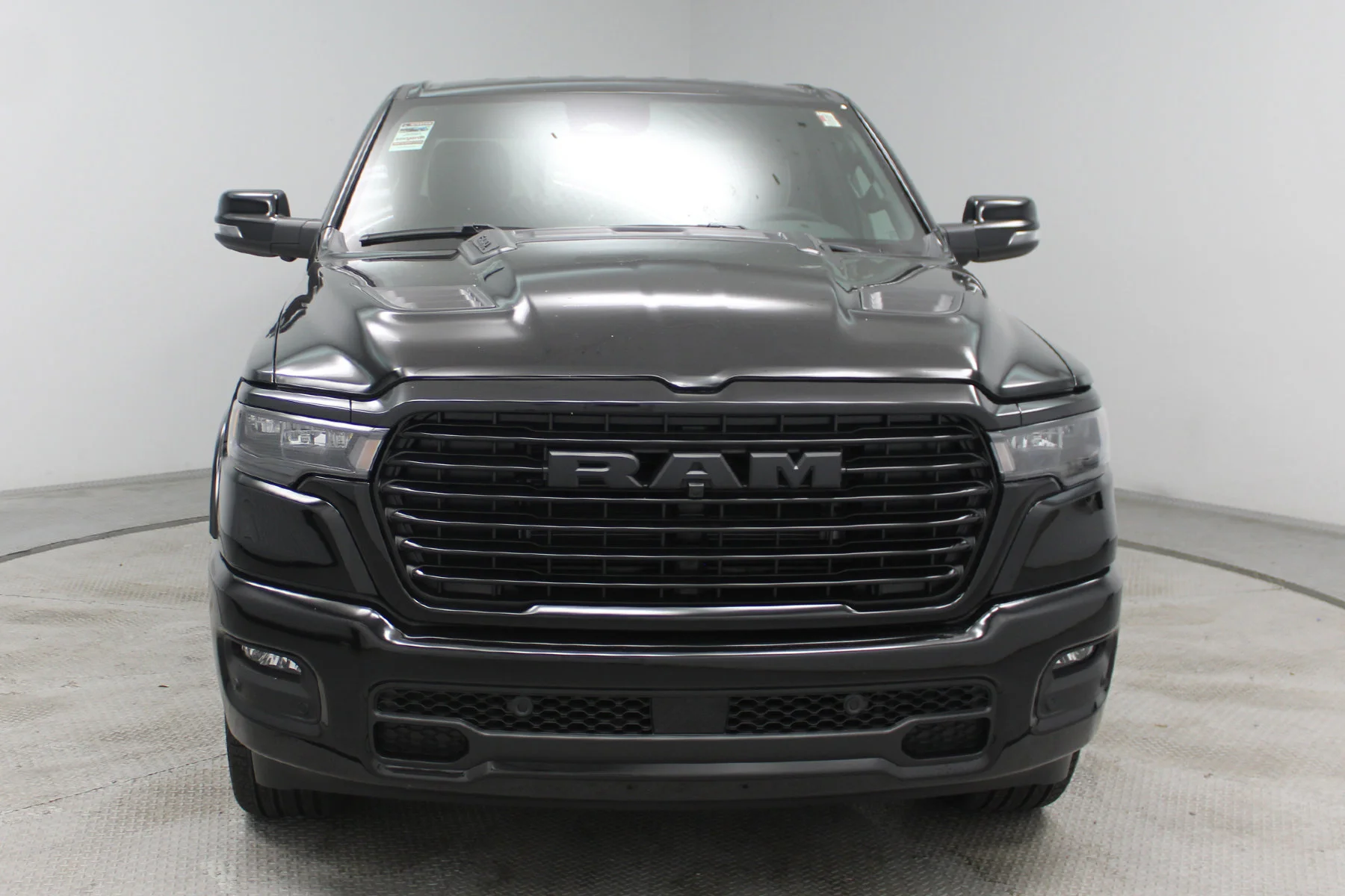 2026 RAM 1500 Laramie - Photo 25