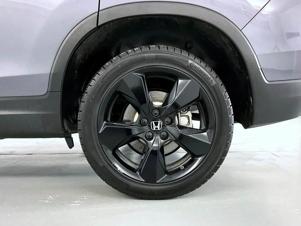 Certified Used 2021 Gray Honda Elite image 22