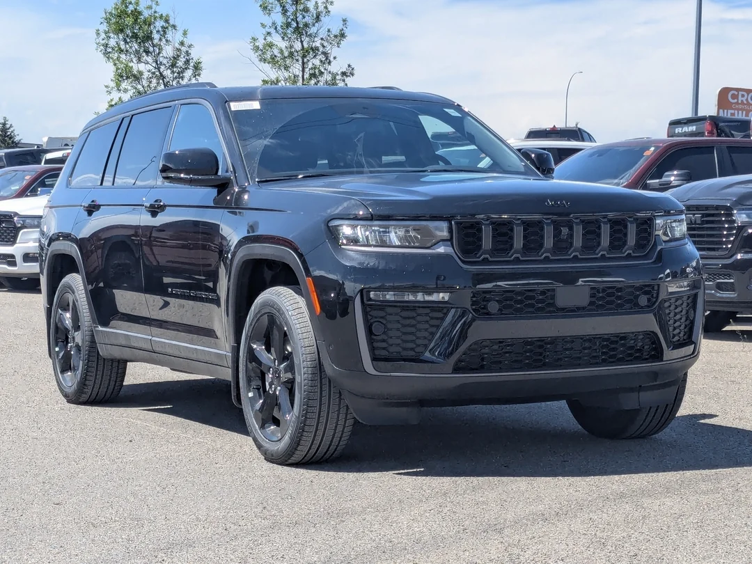 New 2026 Black Jeep Limited - - 4x4 - Dual- Pane Panoramic Sunroof - Trailer Tow Pkg - 9 Spkr/Subwoofer & More! image 2