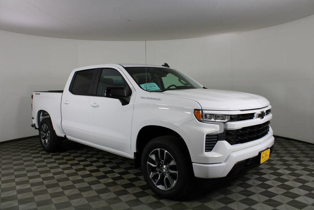 Summit White 2026 Chevrolet Silverado 1500 Pickup Truck Four-Wheel Drive