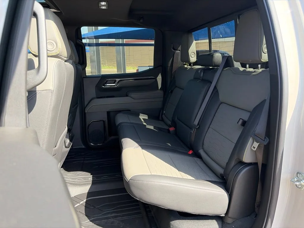2026 Chevrolet Silverado 1500 ZR2 - Photo 23