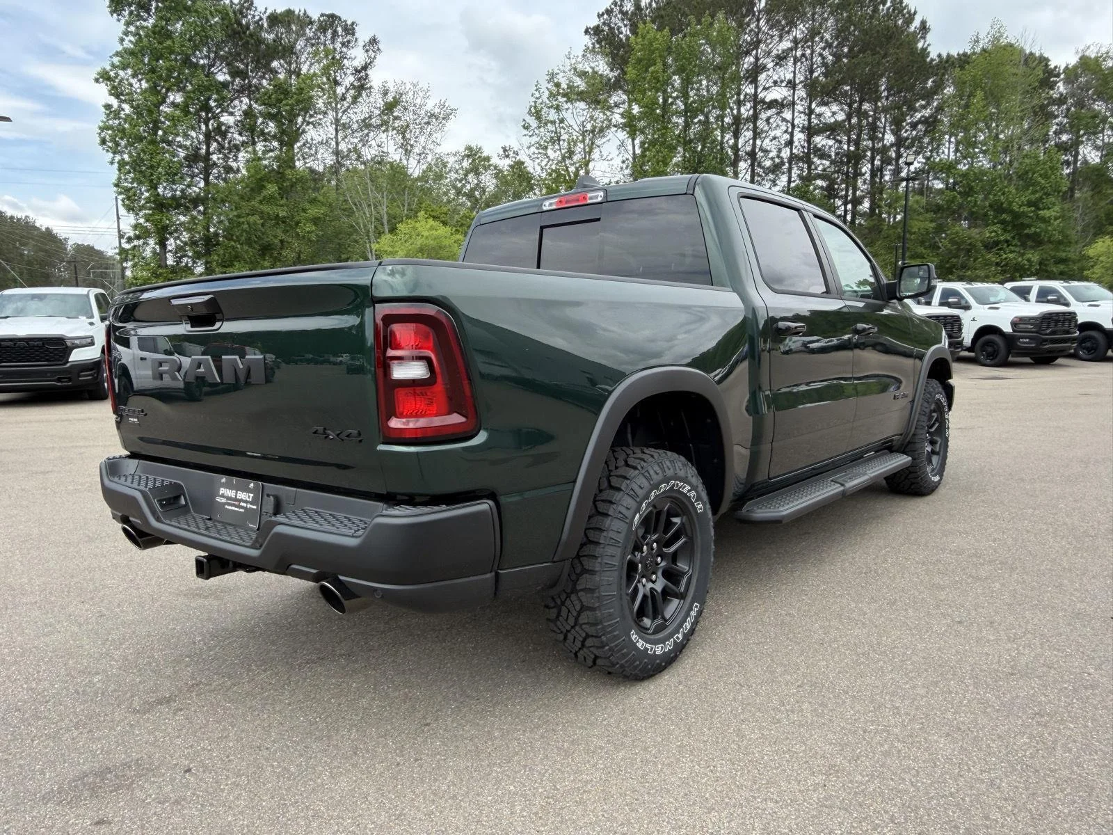 New 2026 Serrano-Green Metallic Exterior Paint RAM Rebel image 6