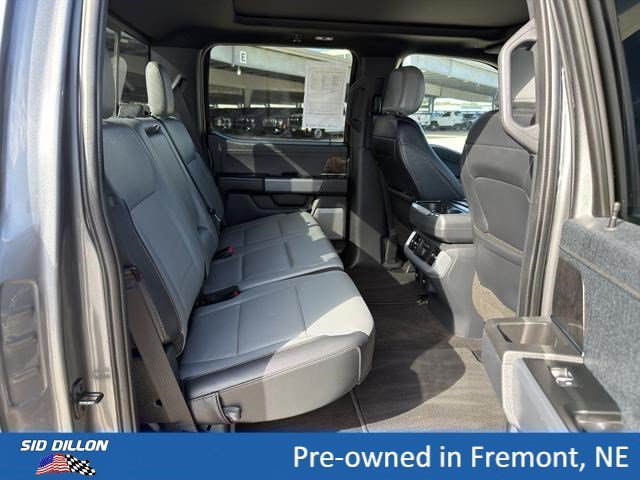 Used 2023 Gray Ford LARIAT image 18