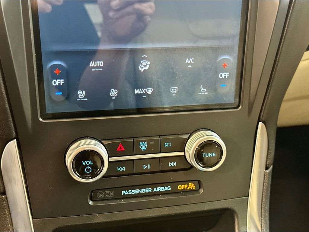 Used 2022 Gray Ford Titanium image 17