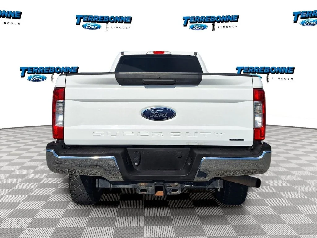 Used 2019 Oxford White Ford XL image 6
