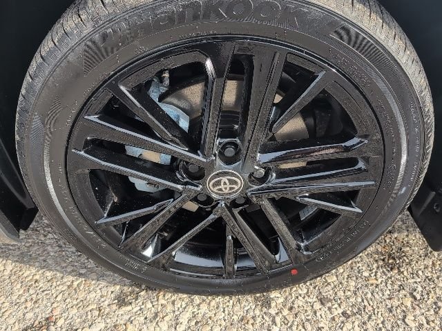 2026 Toyota Camry SE - Photo 23