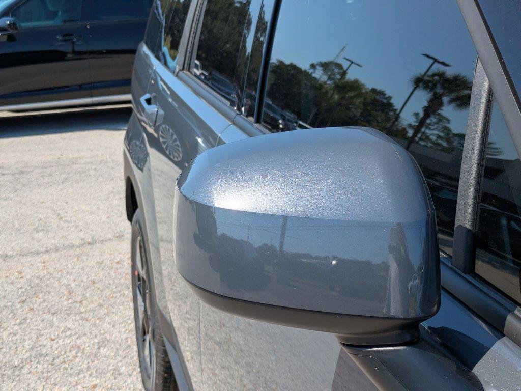 New 2026 Gray Hyundai SE image 10